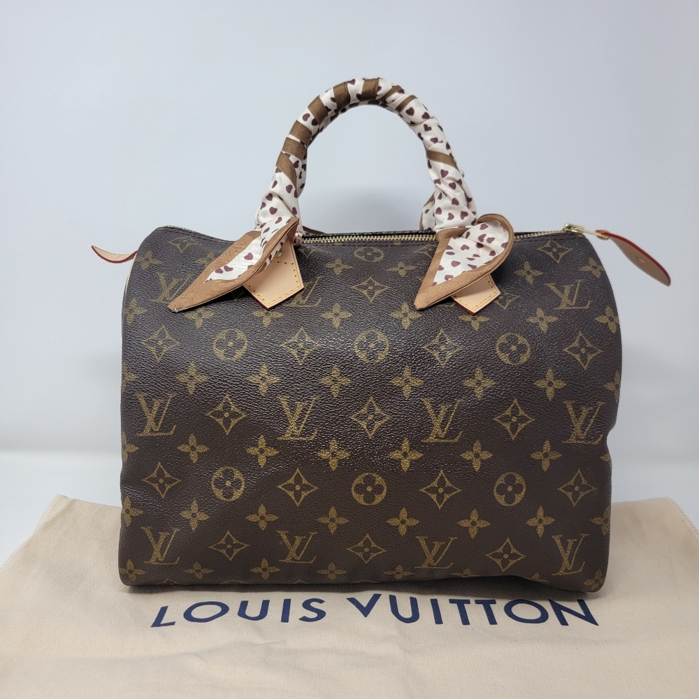 LOUIS VUITTON Speedy 30 Monogram Leather Handbag